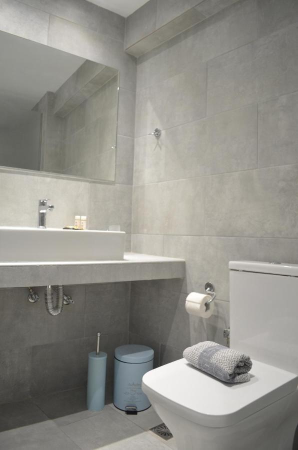 Kastro Luxury Studios And Mezonette Скиатос Экстерьер фото